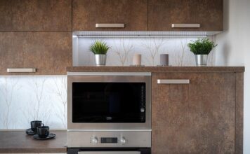 W jakiej temperaturze zewnętrznej może pracować lodówka?