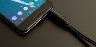 Jak połączyć się z Android Auto bez kabla?