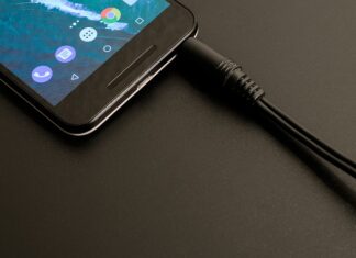 Jak połączyć się z Android Auto bez kabla?